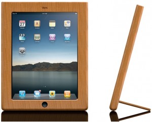 Vers iPad-Case aus Holz