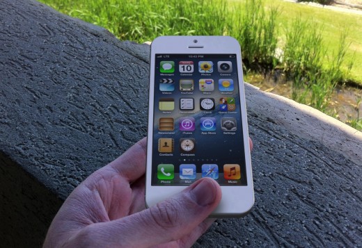 iPhone 5 Display: iOS 6 zeigt fünfte Reihe bei 640 x 1.136 Pixel  