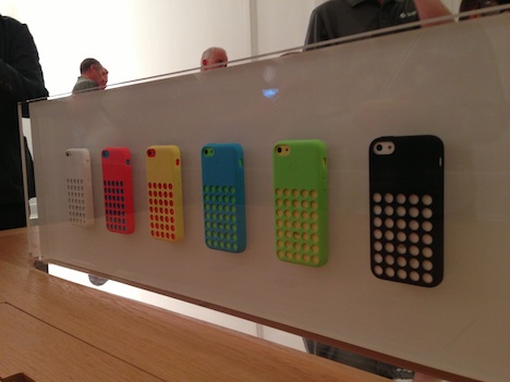 iphone5c_cases_hands_on